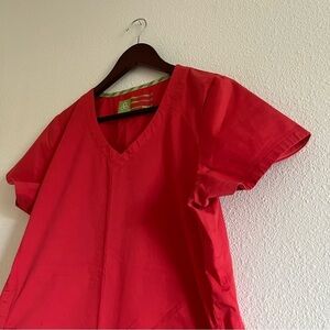 Women's Red Antidote Scrubs Scrub Top Size Medium